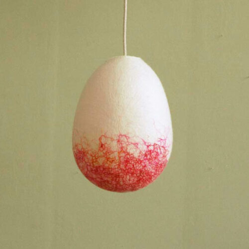 Vilten lamp PYL Small met roze draadjes